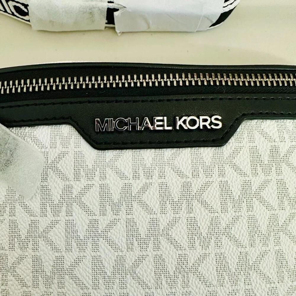 MICHAEL KORS MK SIGNATURE LOGO COOPER BELT BAG BRIGHT WHITE UNISEX